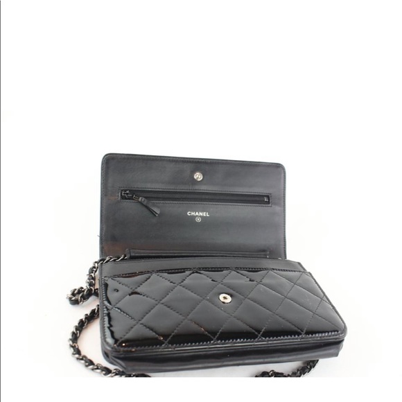 Patent Leather black Chanel quilted WOC - Picture 5 of 8